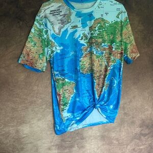 World Map Graphic T-Shirt Size Small
